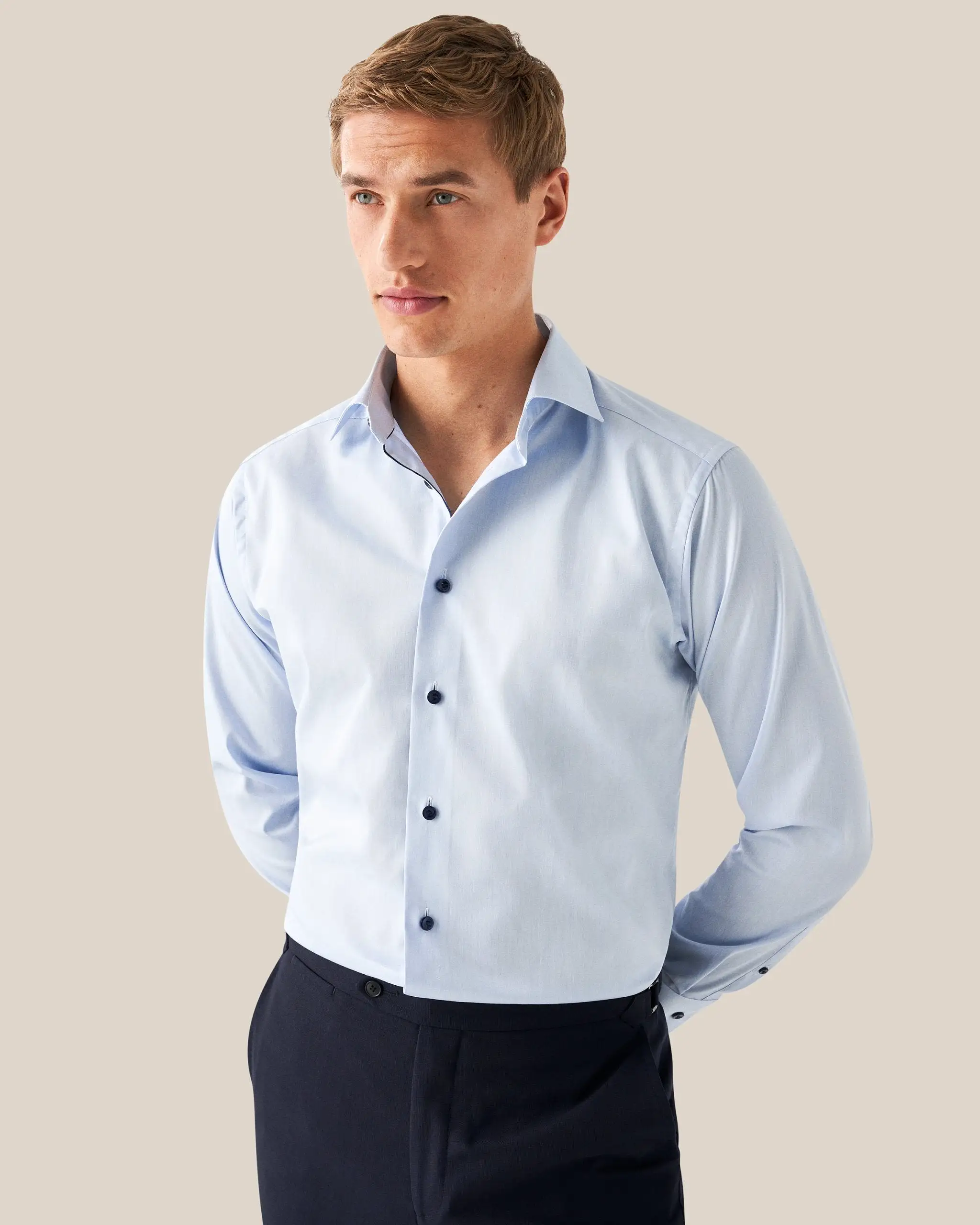 Contemporary Fit - Signature Twill Shirt