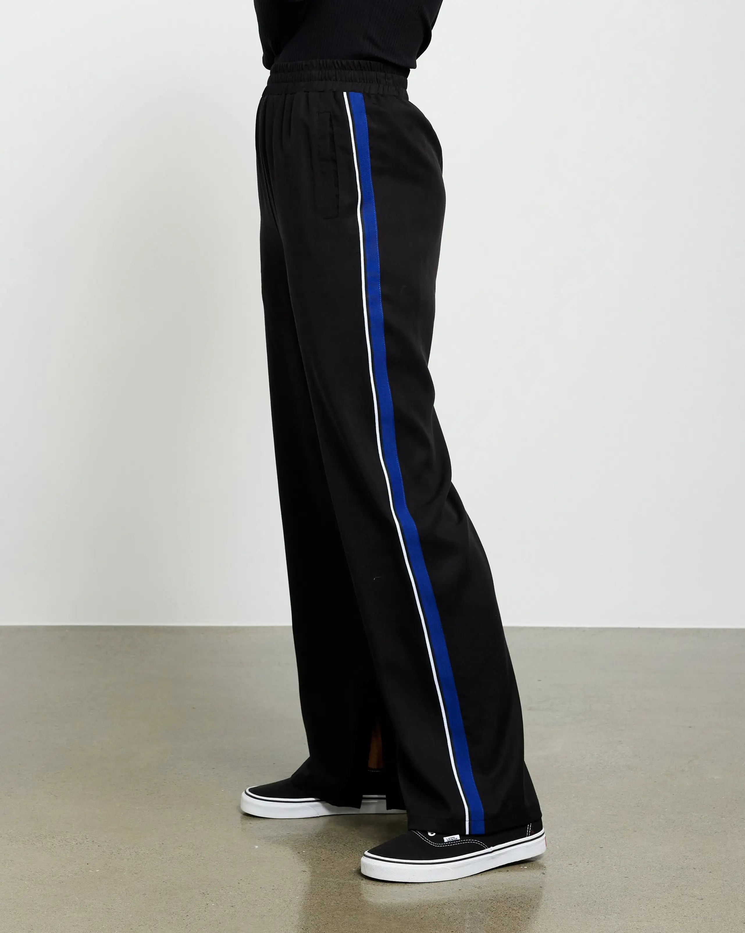 Et Alia Taylor Pant - Black/Cobalt