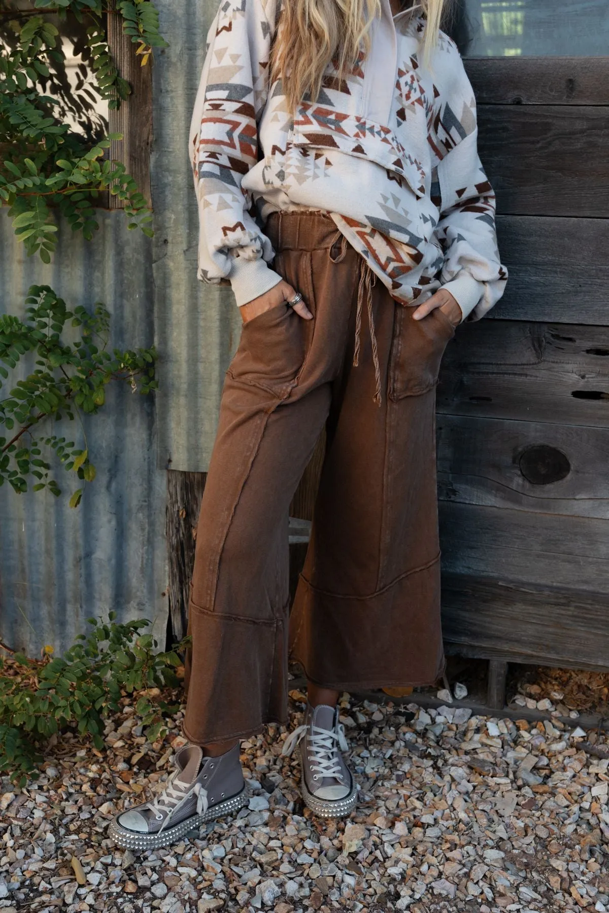 Feeling Good Wide Leg Pant - Brown