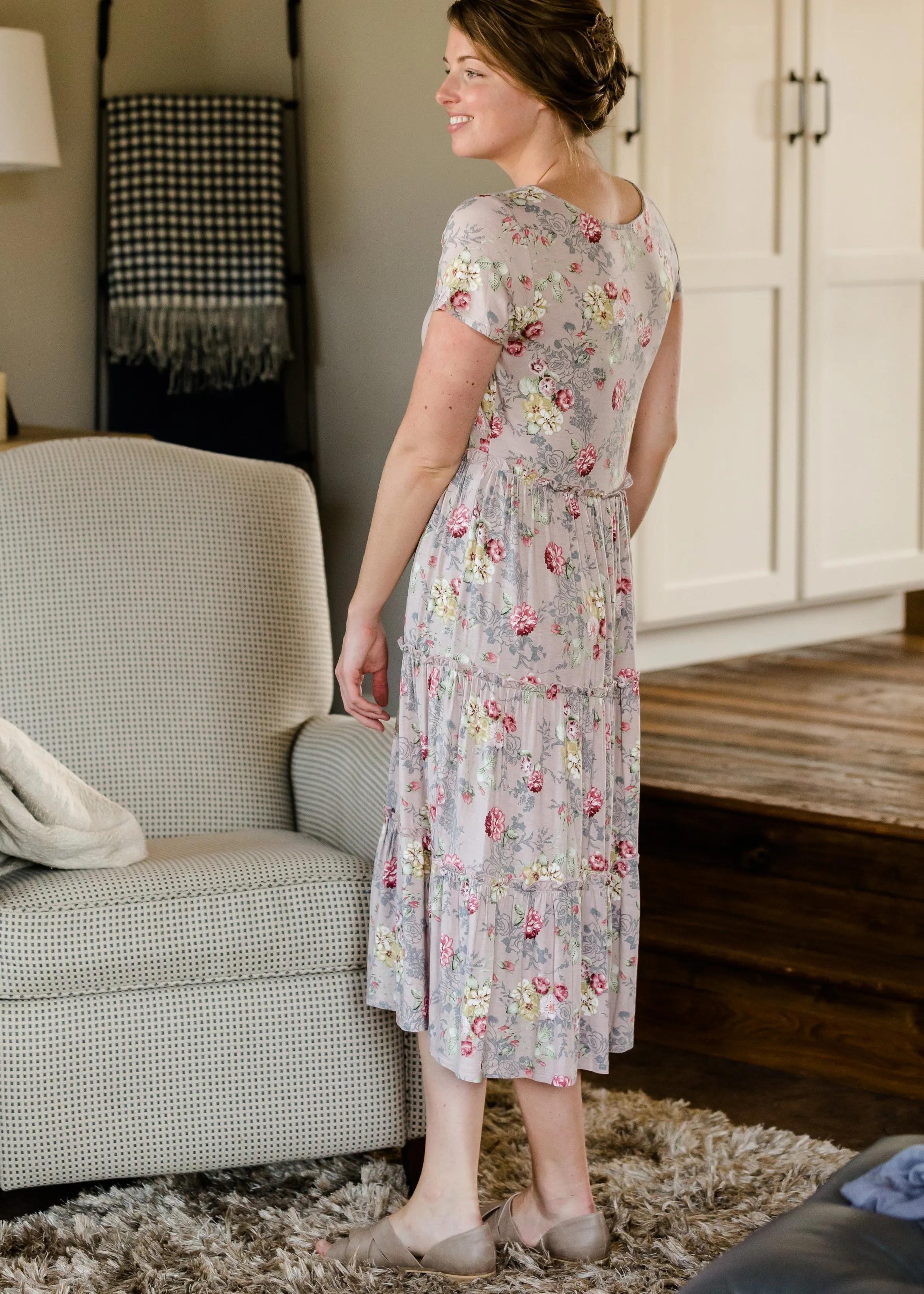 Knit Floral Tiered Midi Dress