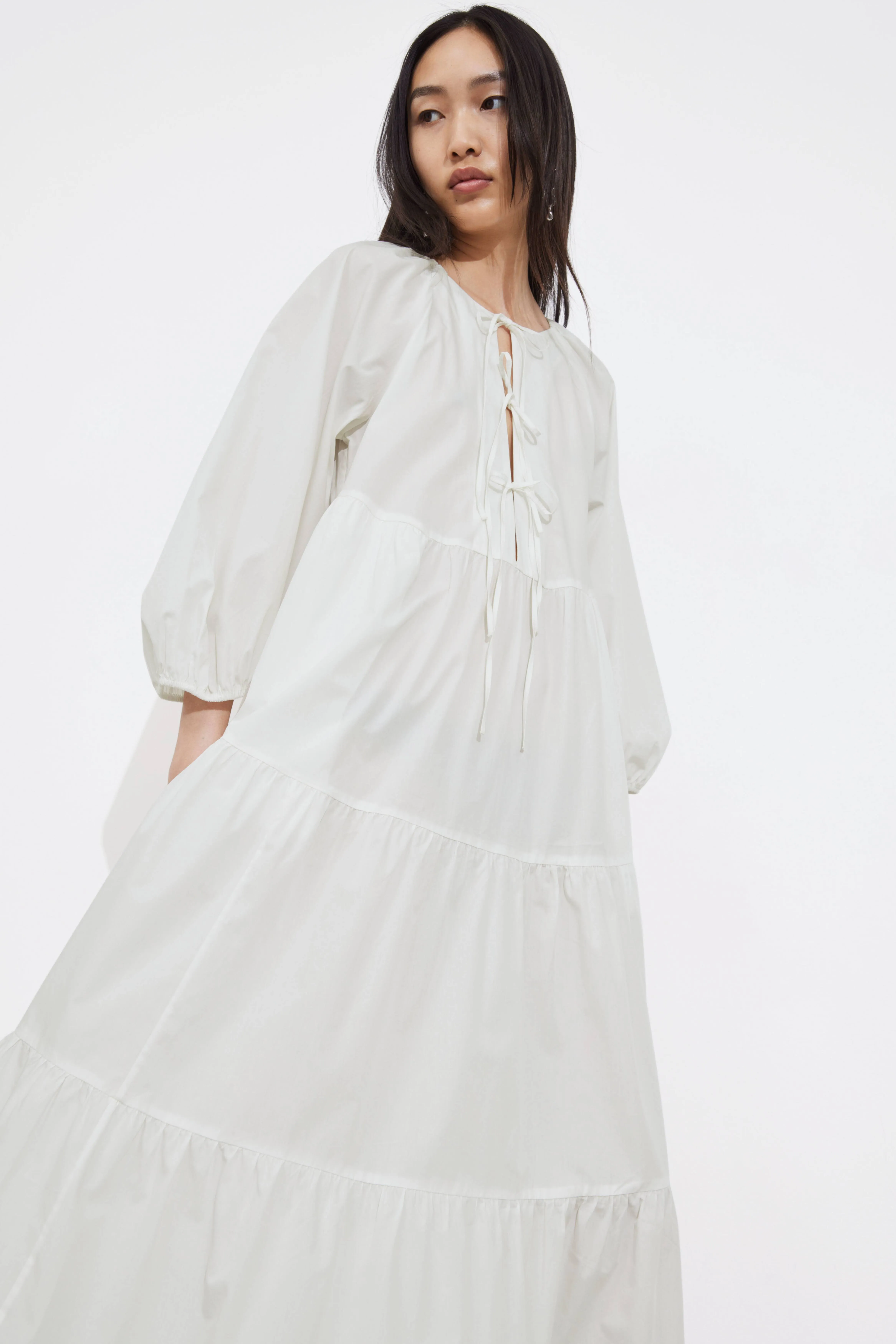 Tiered Tie-Detail Midi Dress - Round neck - Long sleeve - White - Ladies | H&M GB