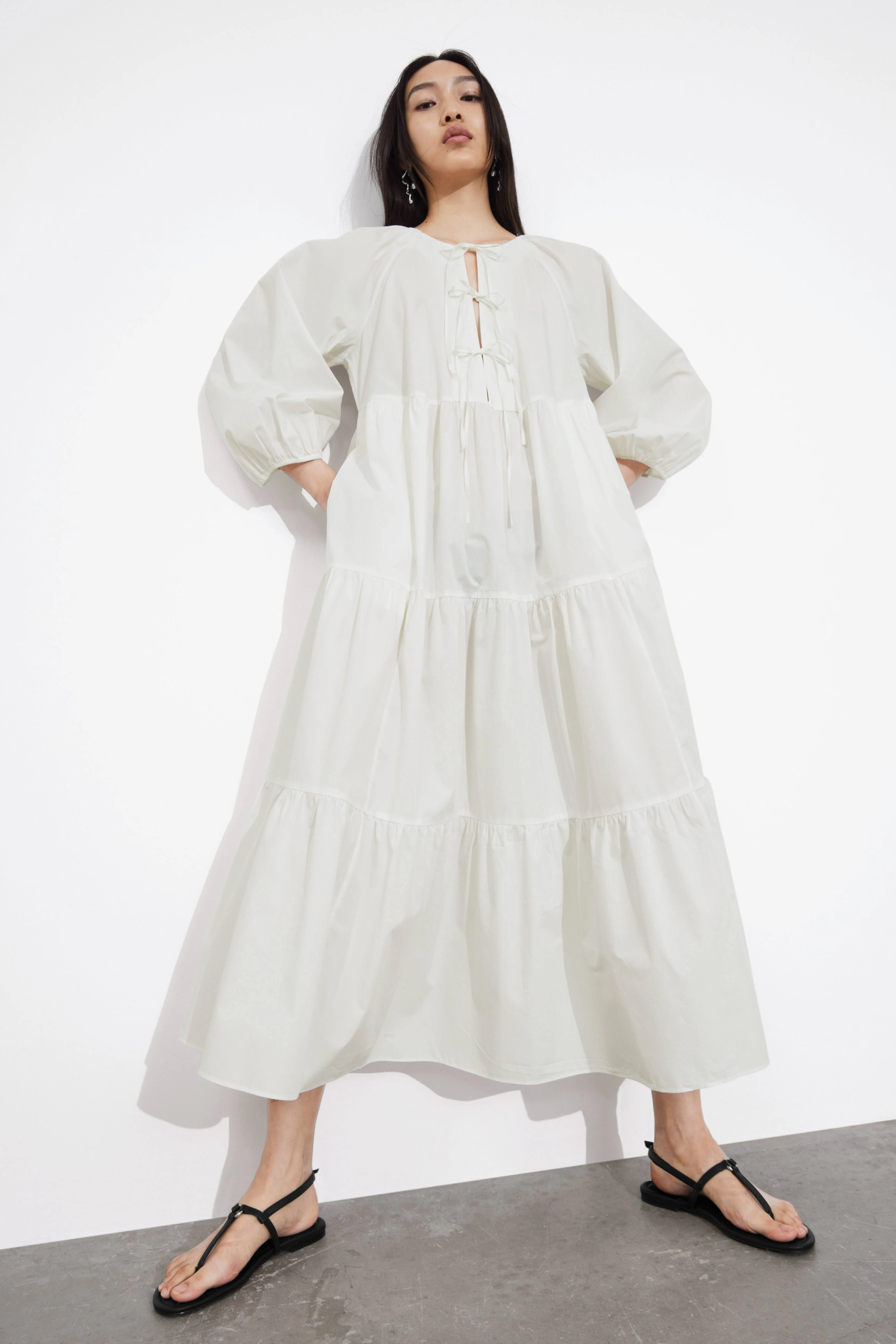 Tiered Tie-Detail Midi Dress - Round neck - Long sleeve - White - Ladies | H&M GB